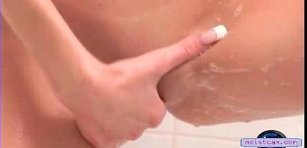 [moistcam.com] Skinny hotty showers and fingers! [free xxx cam]